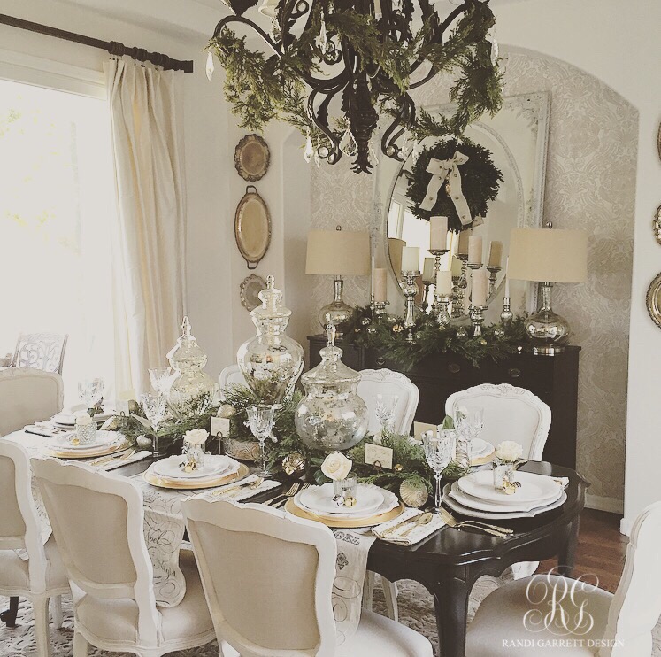 Elegant Christmas tablescape