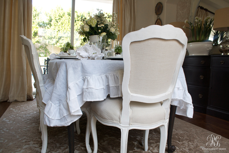 White Ruffled tablecloth 