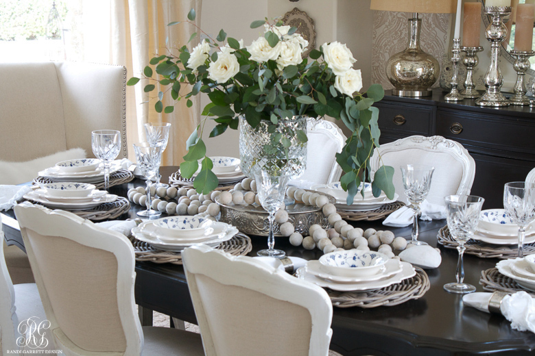 Elegant dining room tablescape
