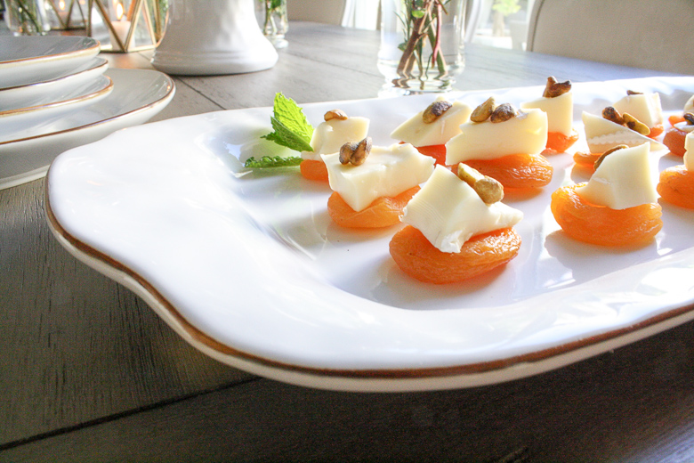 Easy elegant apricot appetizer 