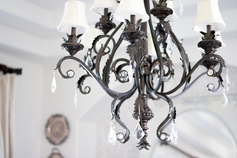Elegant dining room chandelier