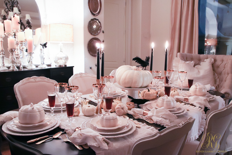 black-and-white-elegant-halloween-table