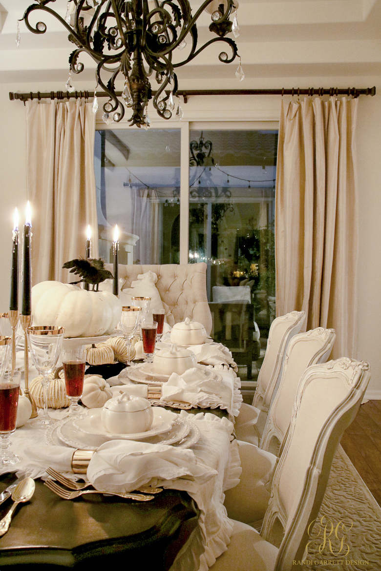 white-halloween-dinner-table-2