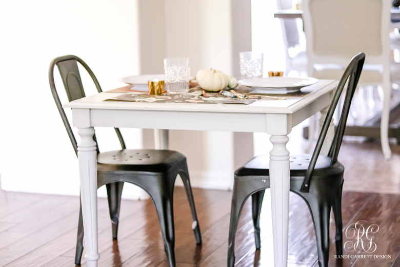 toddler-thanksgiving-table