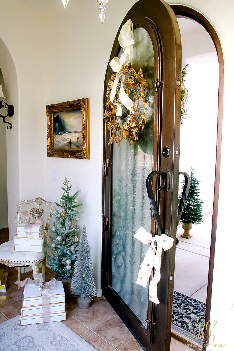 deck-the-halls-christmas-home-tour-front-door