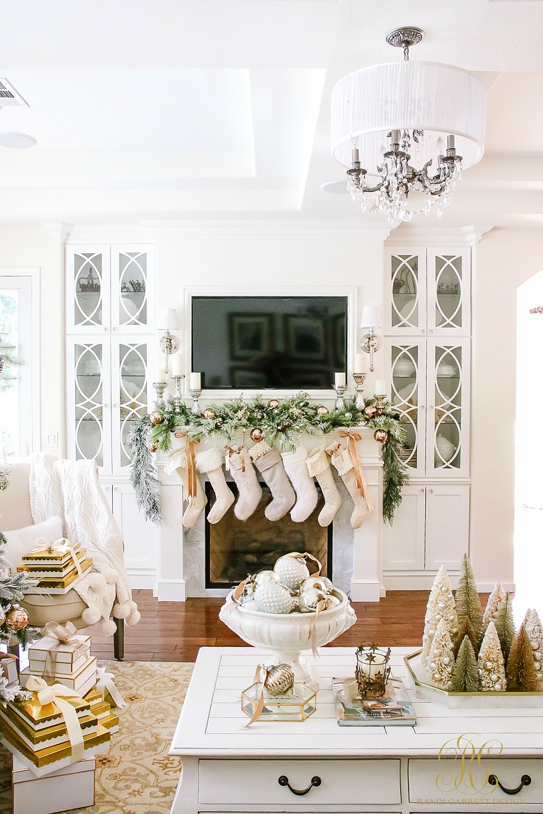 white-christmas-fireplace-with-fur-stockings
