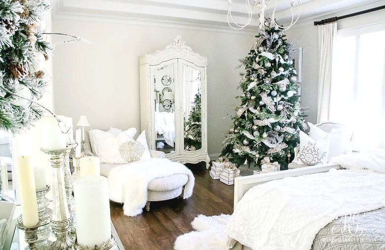 elegant-white-christmas-tree-copy