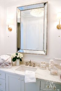 5 Stylish ways to Make your Bathroom Feel Custom