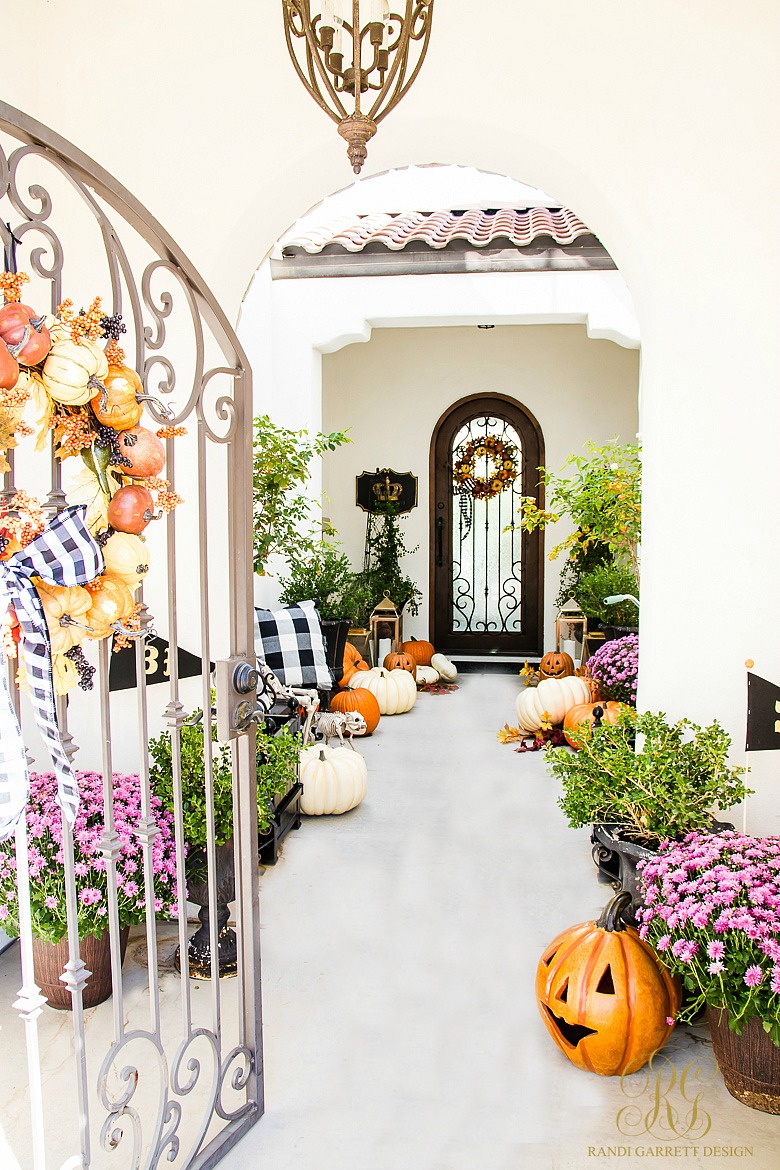 Gorgeous Fall Porch and Patio Inspiration