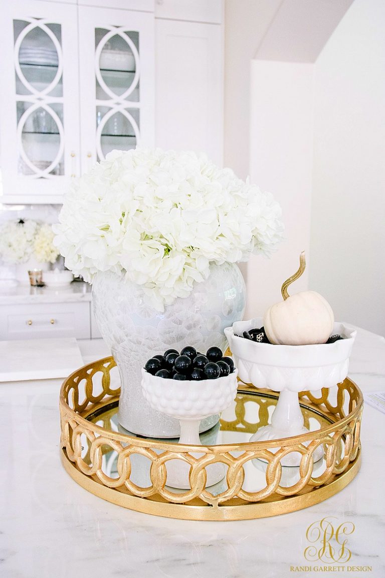 3 Days of Halloween - Glam Halloween Home Tour - Randi Garrett Design