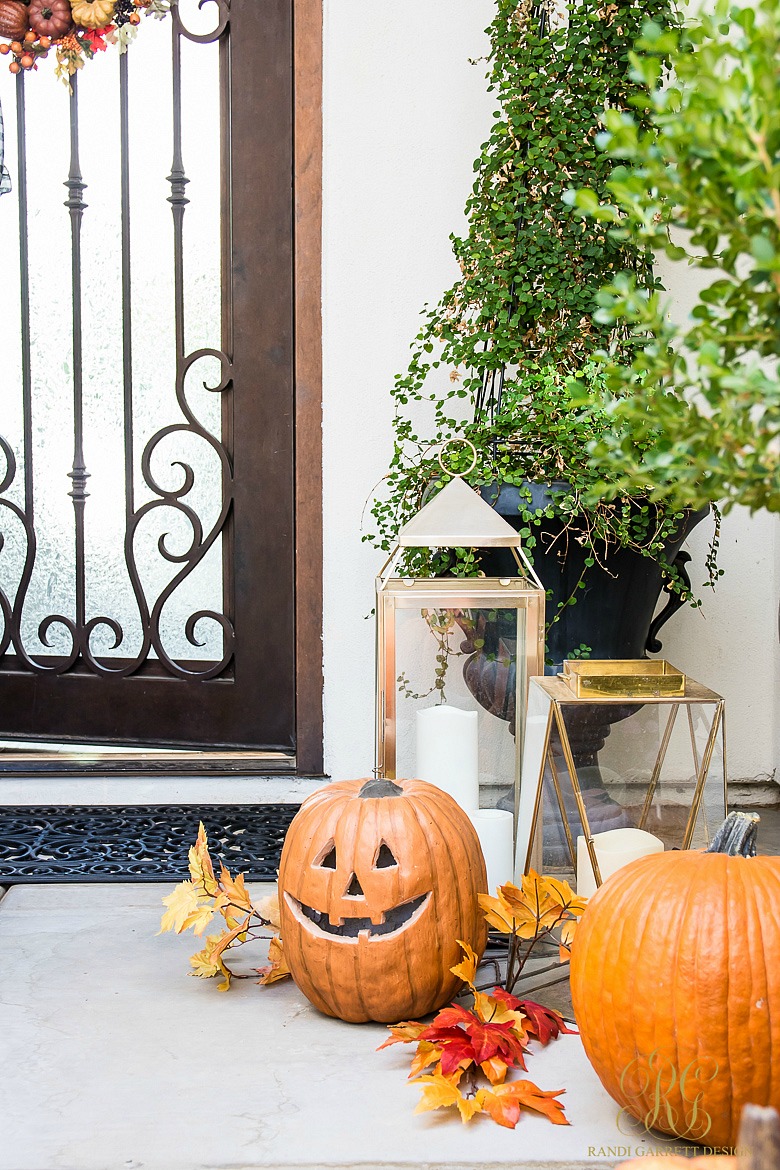 Gorgeous Fall Porch and Patio Inspiration