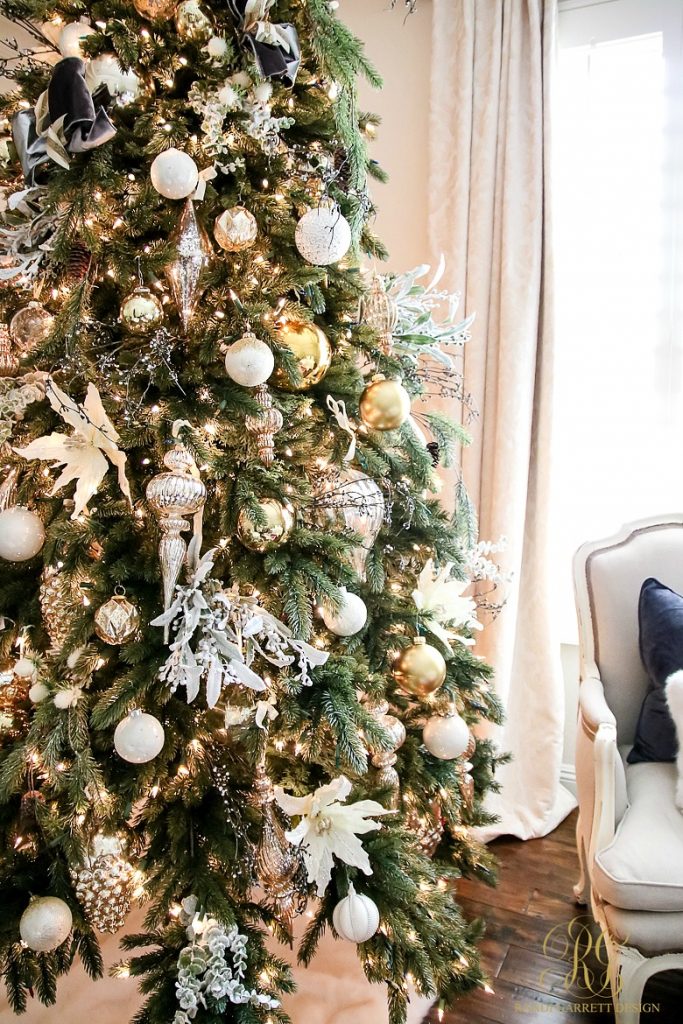 Tips for Trimming your Christmas Tree like a Pro - Randi Garrett Design