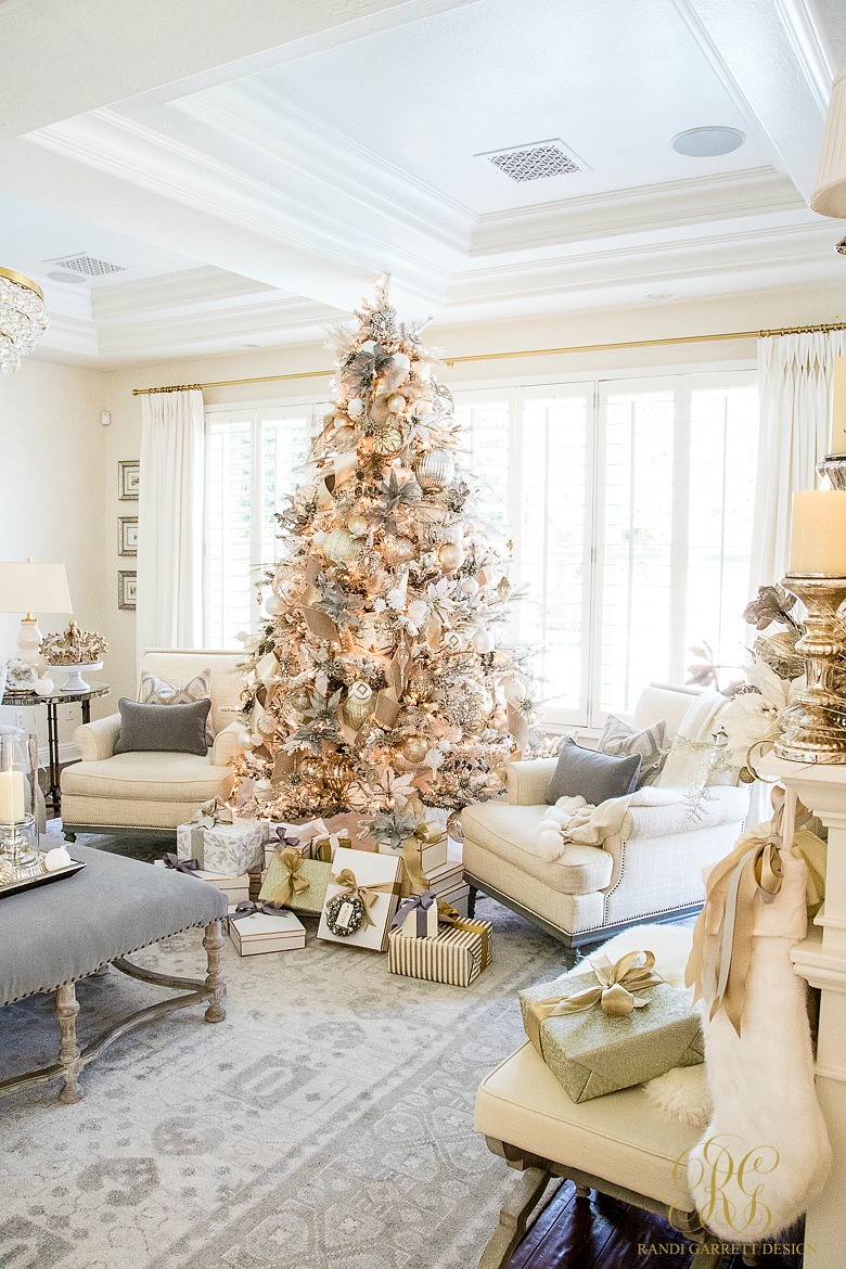 Using White Winter Wonderland Decorations in Your Living Room