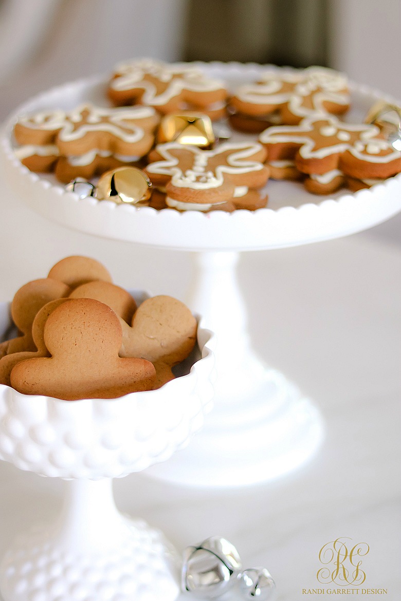 Christmas Cookie Exchange Tour - Gingerbread Cookies with Citrus Frosting