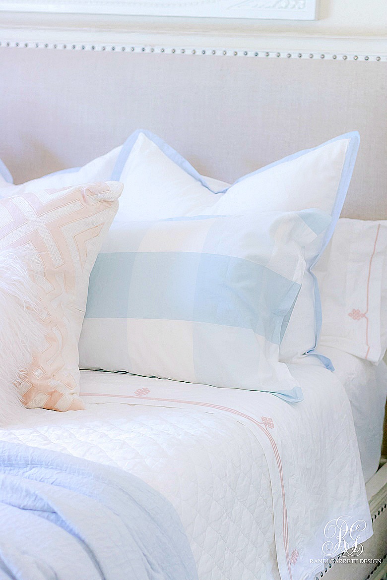 pink and blue bedding - summer bedroom