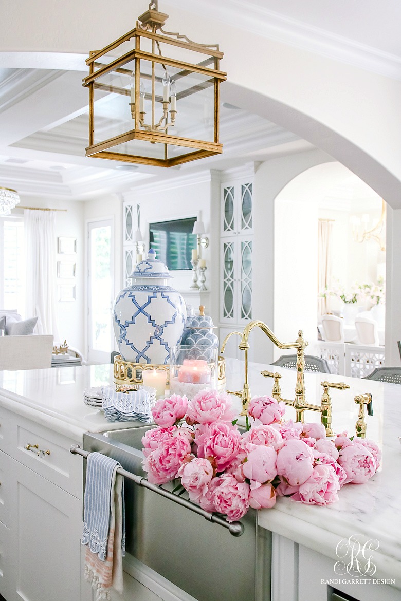 Summer Home Tour - Simple Summer Styling Tips - Randi Garrett Design