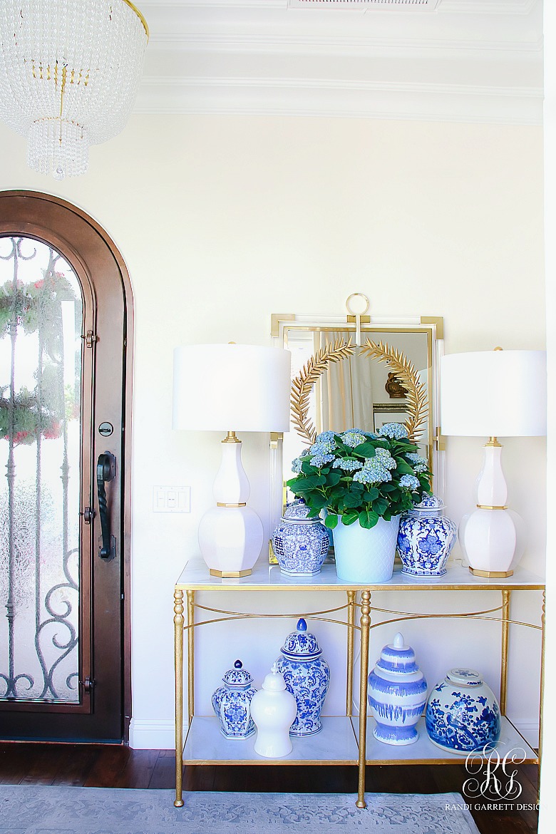 Blue and white ginger jars - summer entry table -summer decorating styling tips