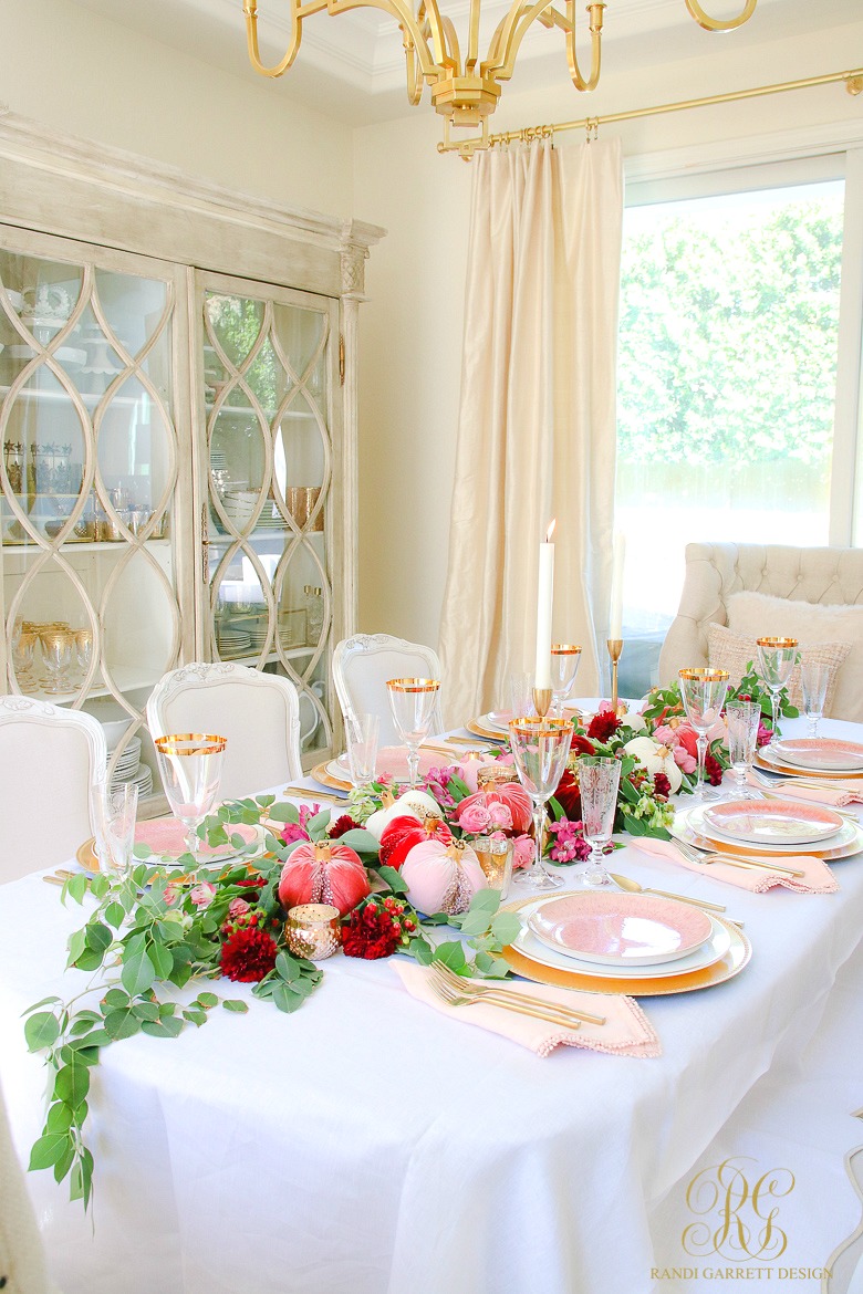 glam table - pink gold table - thanksgiving table ideas