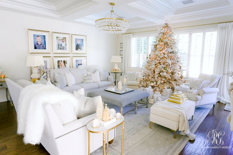 I'm Dreaming of a White Christmas Home Tour