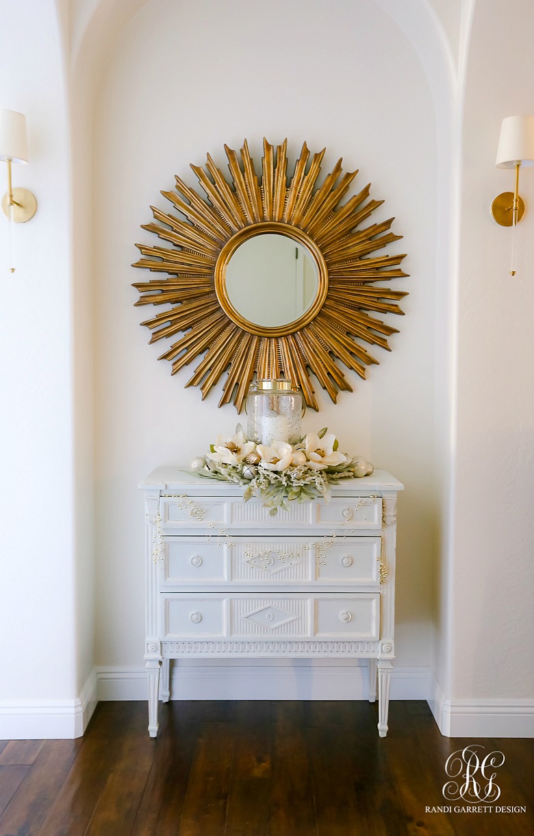 sunburst - mirror - christmas - decor - ideas