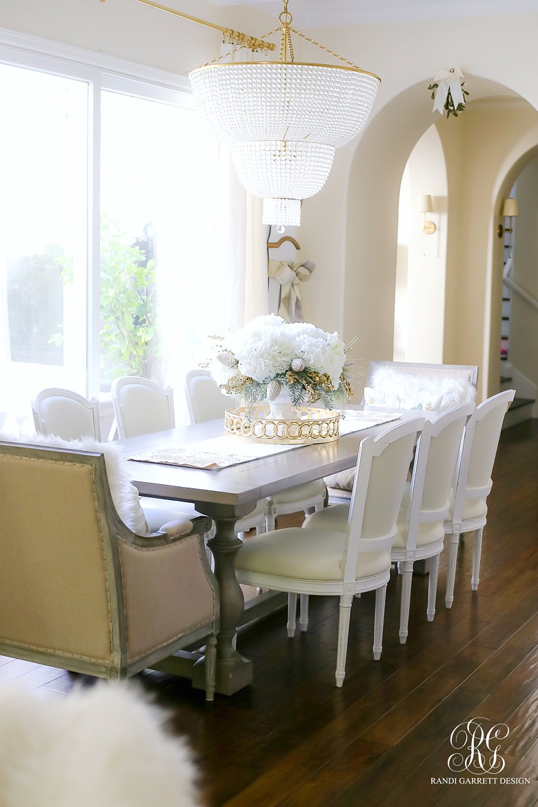 Beautiful white and gold Christmas kitchen table