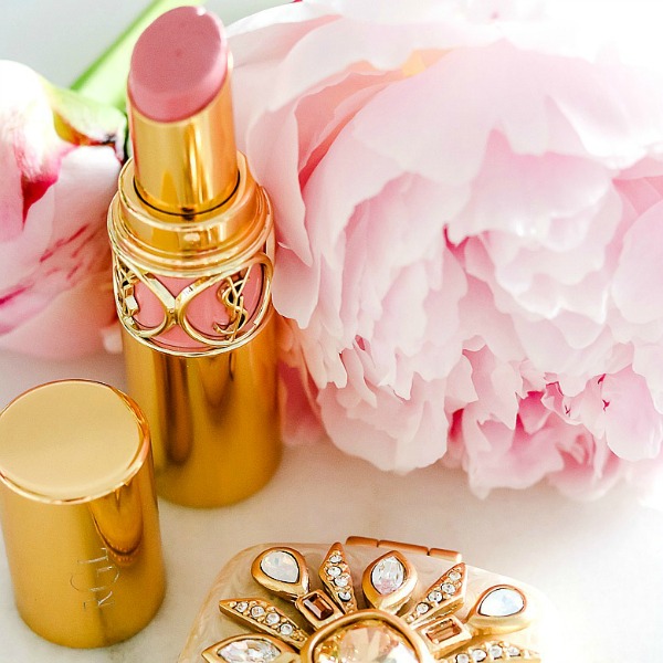 Favorite Perfumes + How to Style Them - Randi Garrett Design