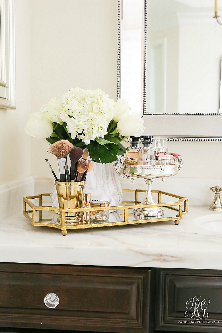 Pretty Styling Tips for your Vanity 