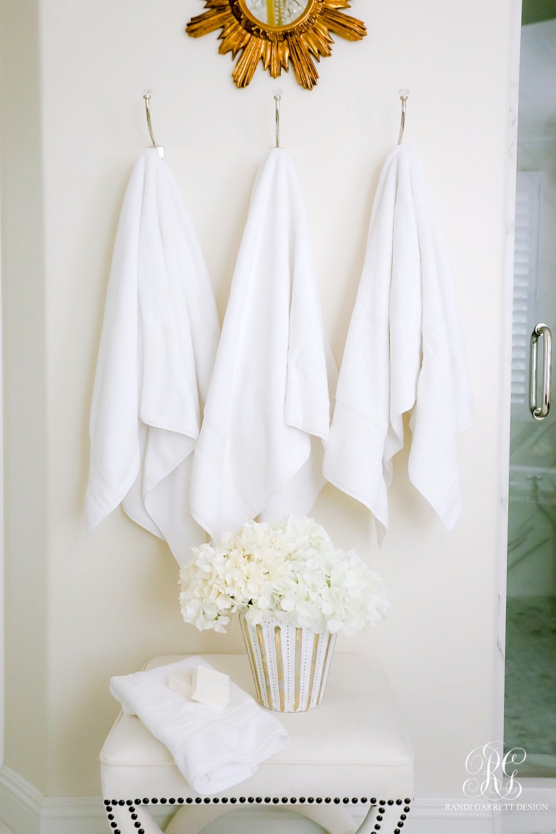 How to Wash White Clothes so They Stay White