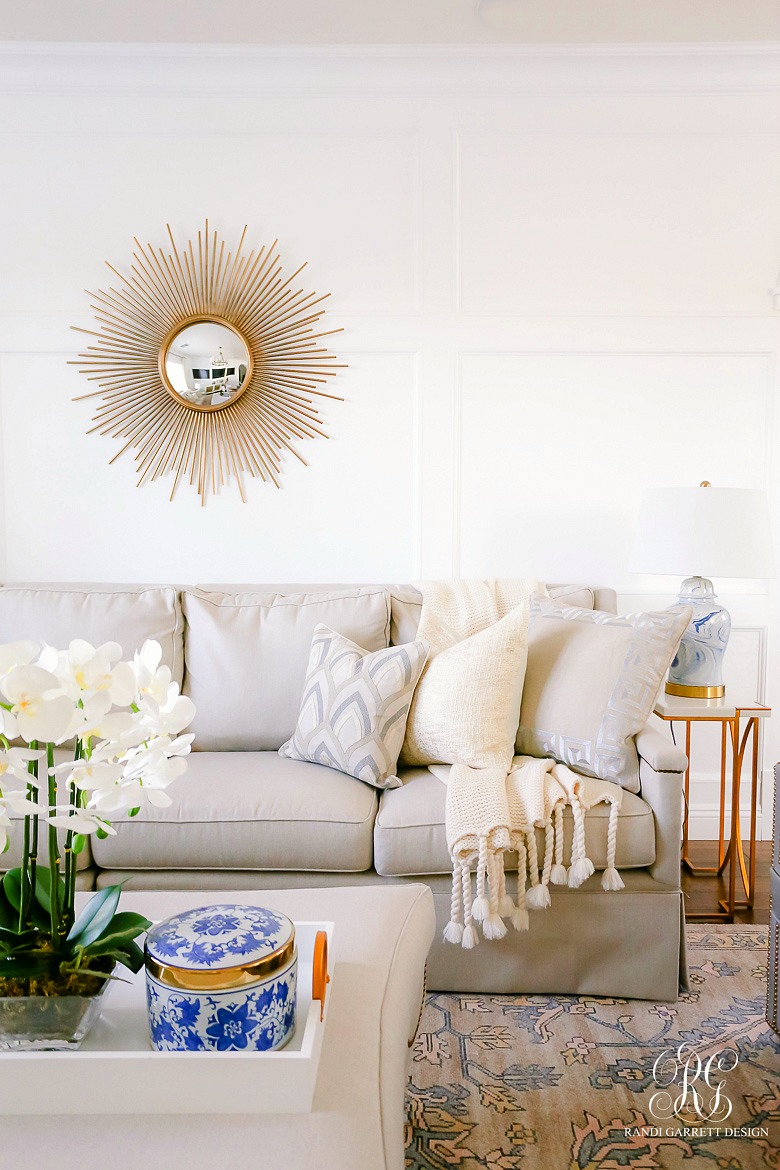 Simple Spring Decor Ideas for your Family Room