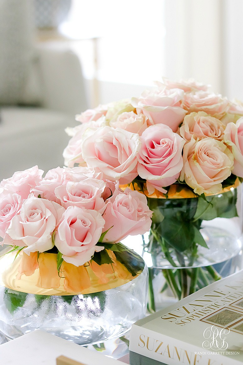 gold rimmed vases - pink roses
