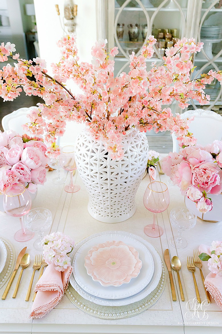 elegant easter table 