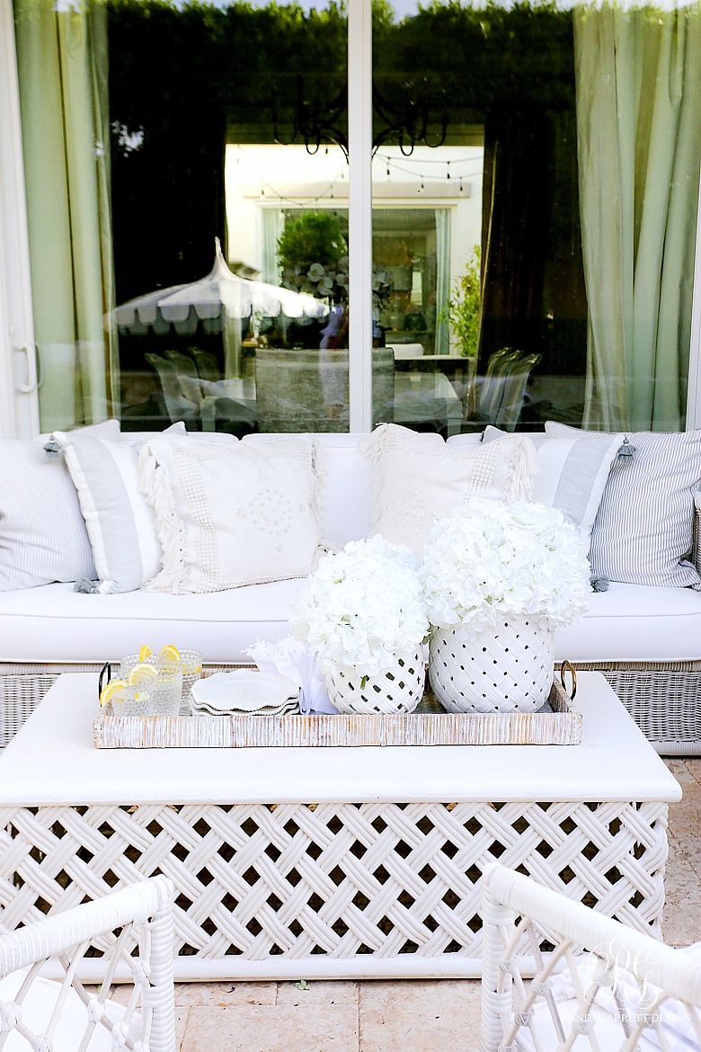 Must Have Outdoor Pieces for Summer Entertaining