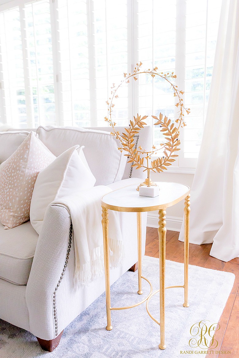 Transform Your Space: White and Gold Home Decor Inspiration