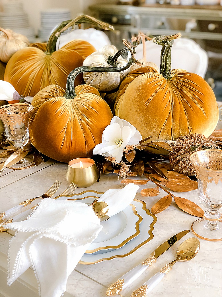 Golden Harvest Fall Table