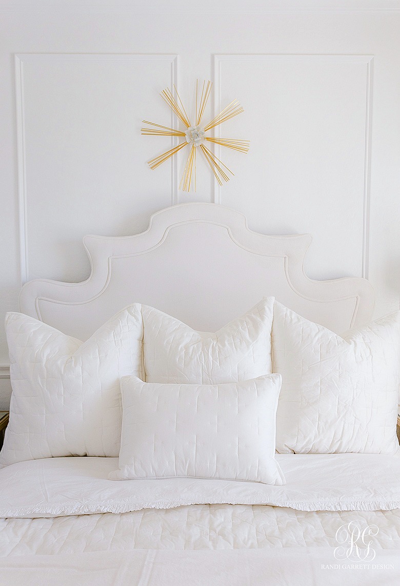 10 Ideas for How to Style Your Bed Pillows