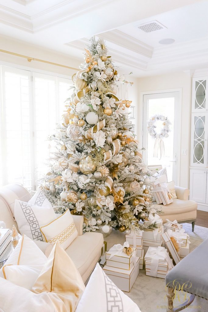 Oh Holy Night Christmas Home Tour - Randi Garrett Design