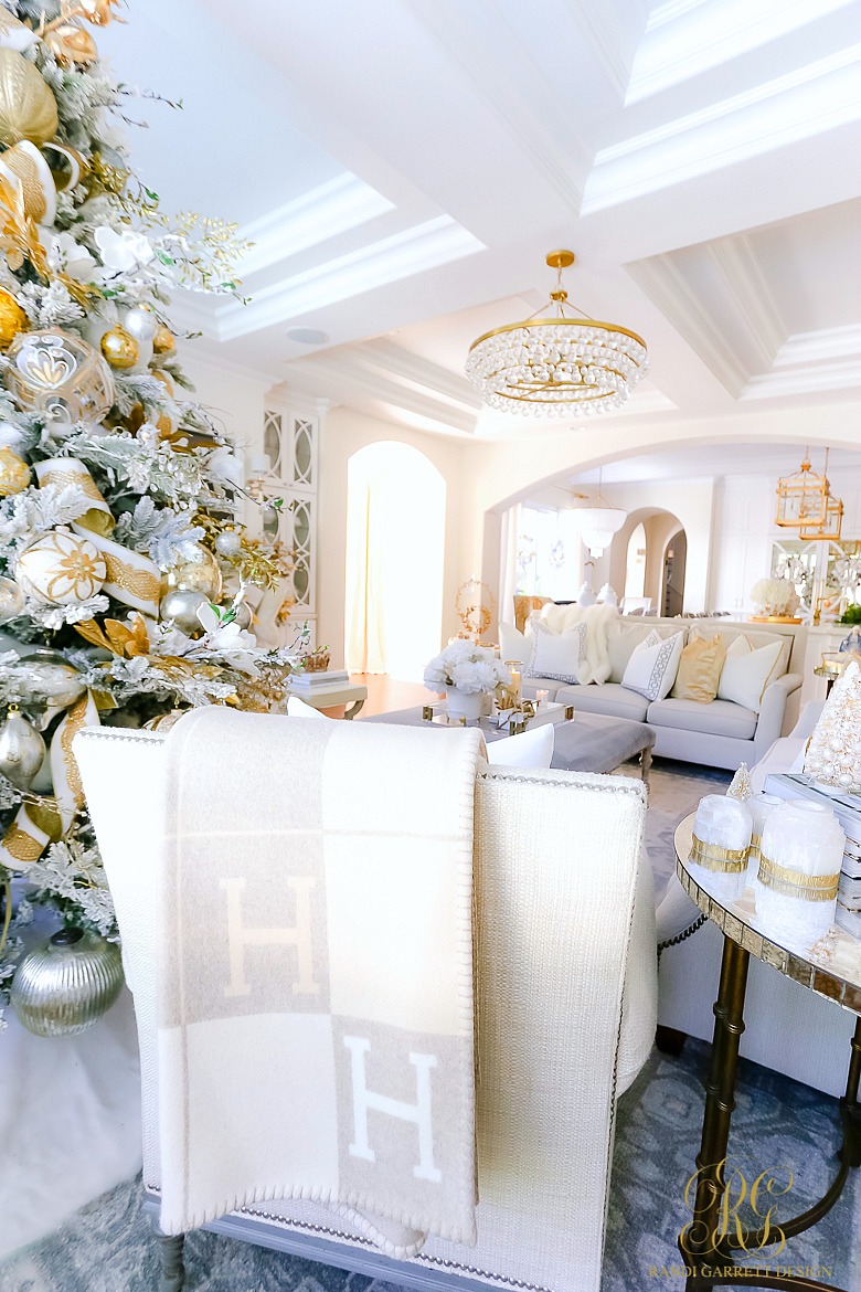 elegant Christmas decor