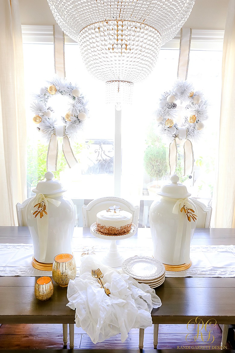 White and Gold Christmas Kitchen