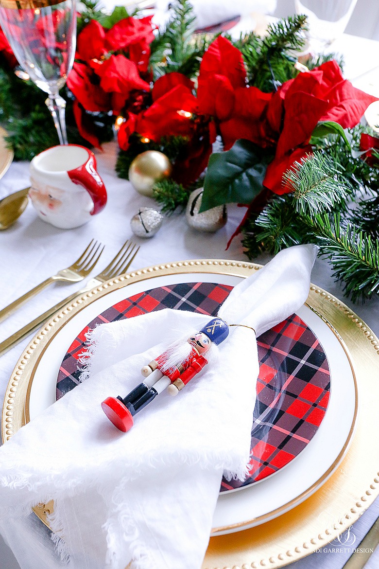 Christmas place setting nutcracker napkin ring plaid plates