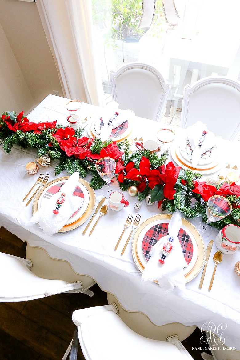 red green christmas table - poinsettia garland