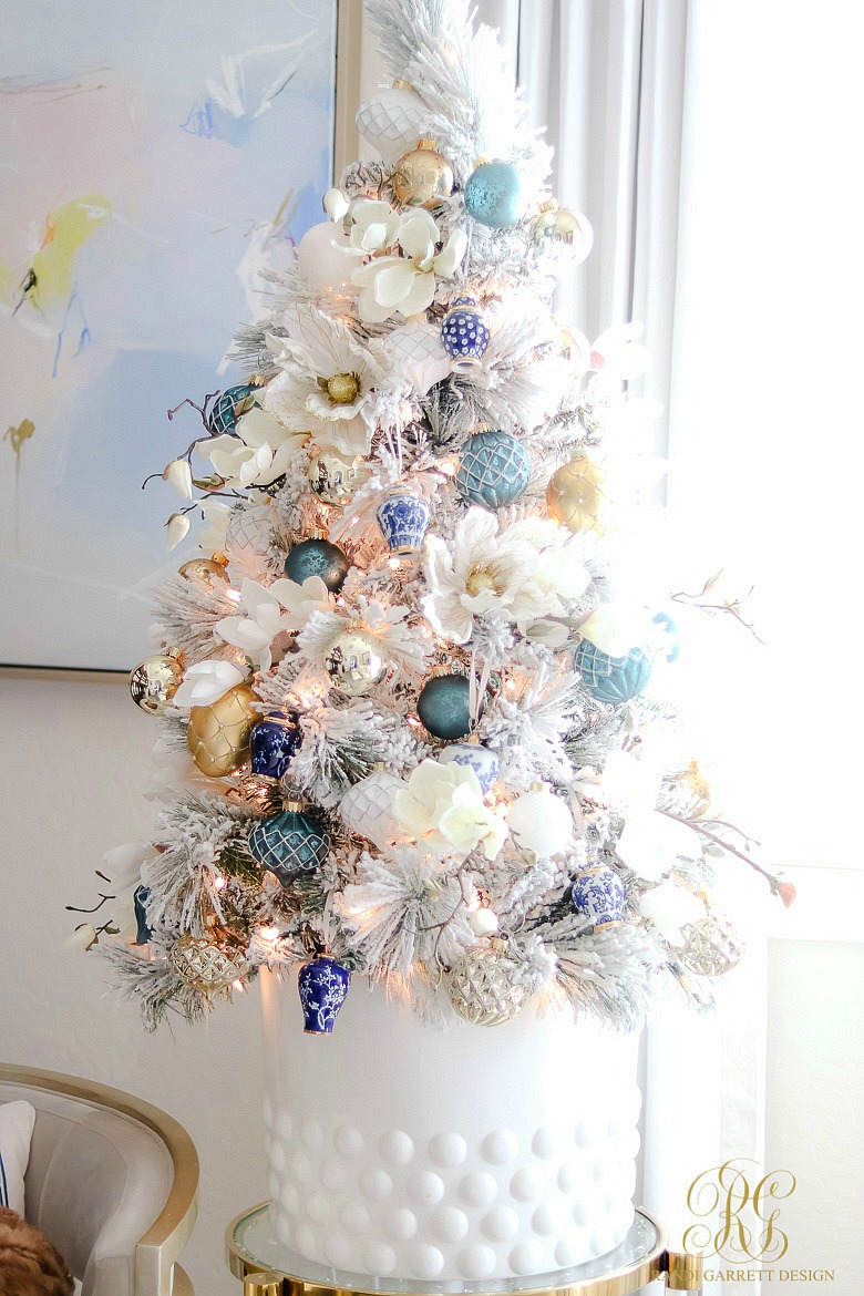 blue white tabletop christmas tree