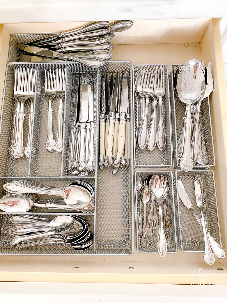 Kitchen Drawer Organizing Tips