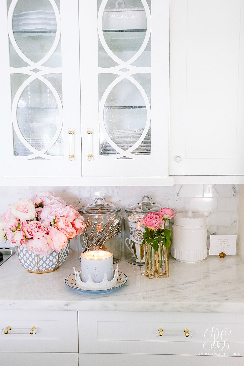 Southern Charm Inspired Spring Home Tour - spring decor ideas