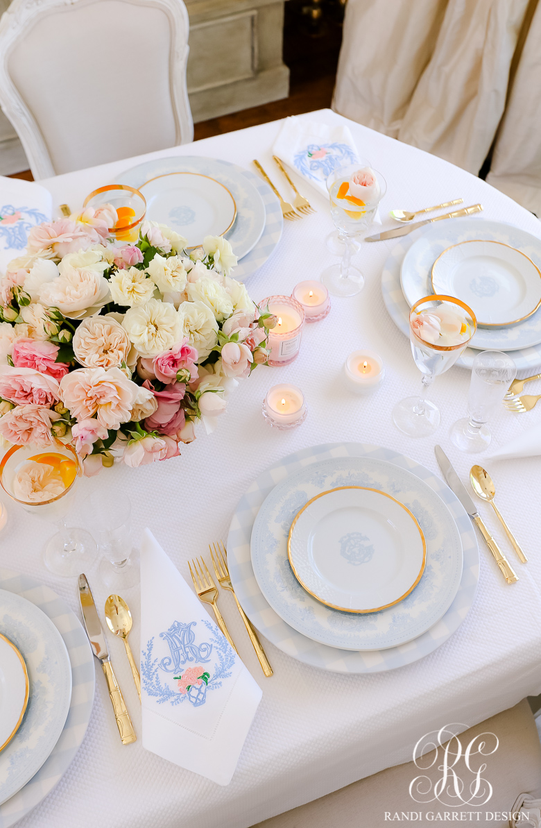 pink blue mother's day table