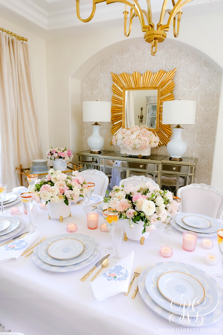 pretty dining room