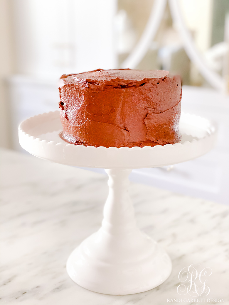 chocolate cake white cake stand