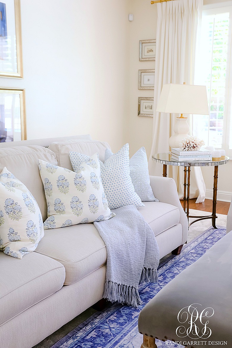 7 Ways to Style Pillows on Your Bed - Randi Garrett Design