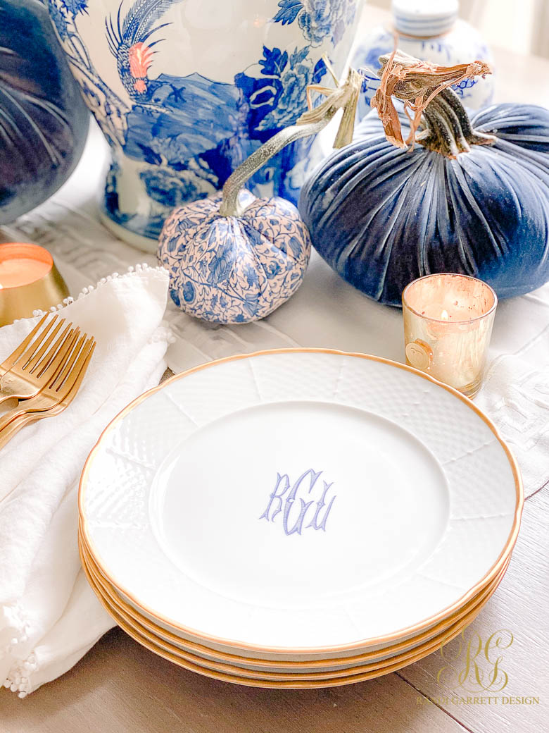 Ginger Jar and Pumpkin Fall Table