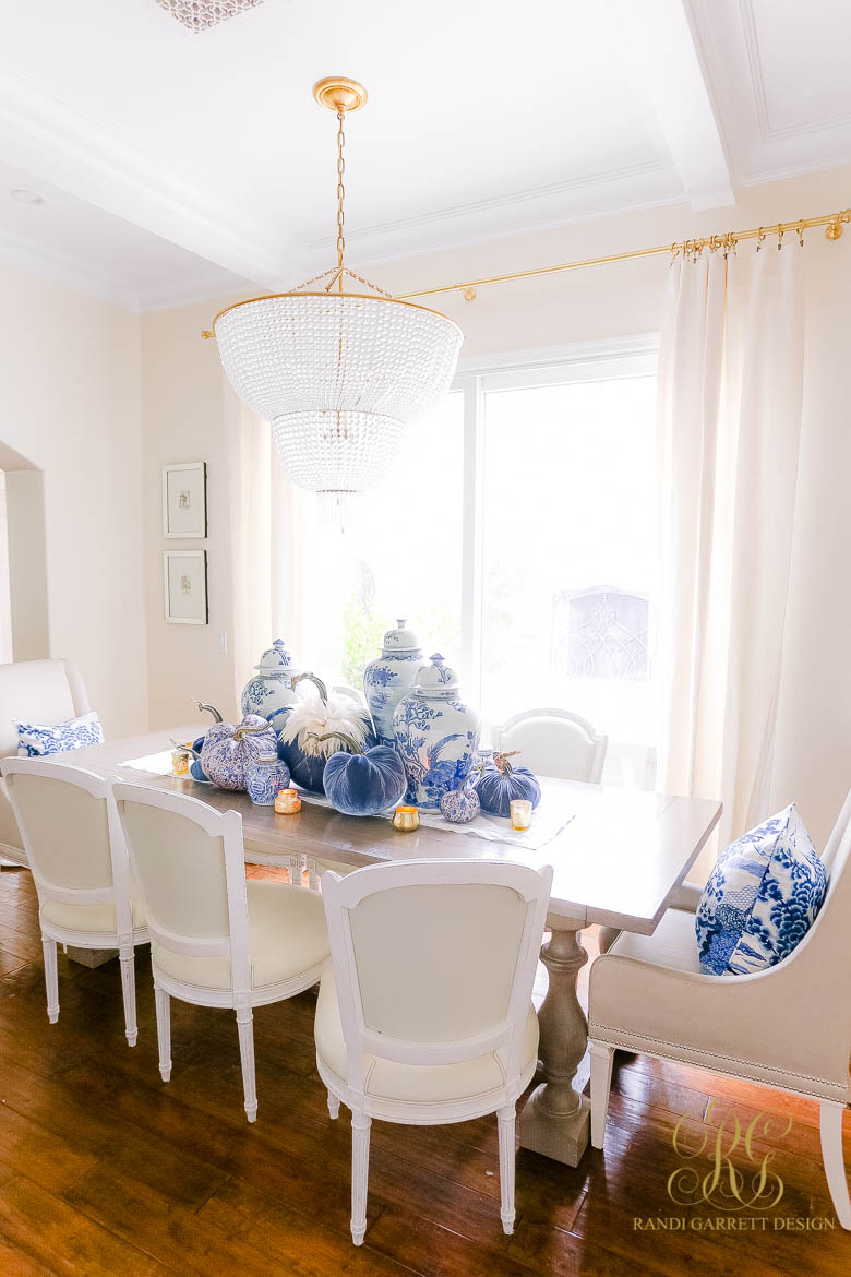 Ginger Jar and Pumpkin Fall Table