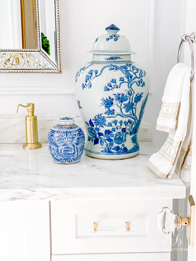 Summer Ginger Jar Styling Tips